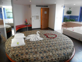 Отель GS Cuernavaca Drive Inn - Adults Only  Куэрнавака